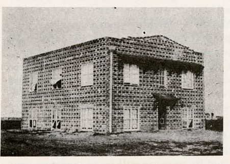 The Dallas Dormitory, built in 1920 (Juntos 1963)